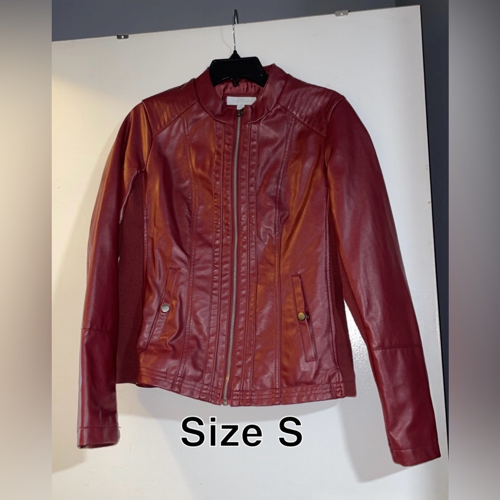 Redish / maroon leather jacket size S